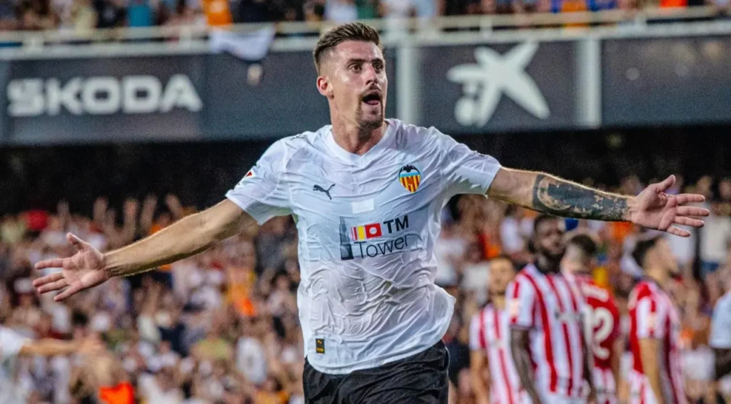 Valencia bate Athletic e volta aos triunfos na La Liga após a goleada sofrida frente ao Barcelona