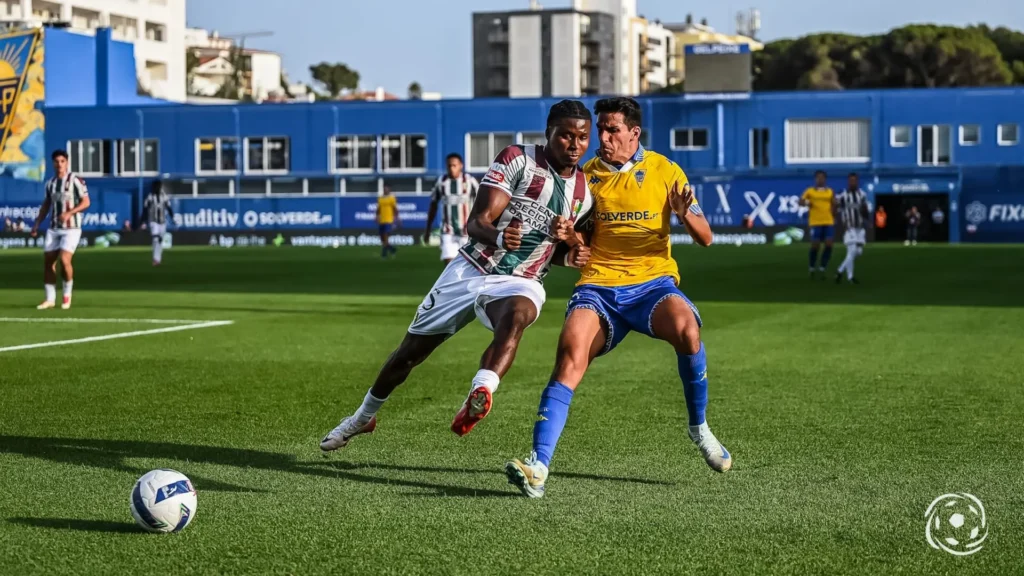 No jogo da primeira jornada da Liga Portugal Betclic 2025/26, disputado a 11 de agosto de 2025, o Estoril Praia empatou 1-1 com o Estrela da Amadora no Estádio António Coimbra da Mota.