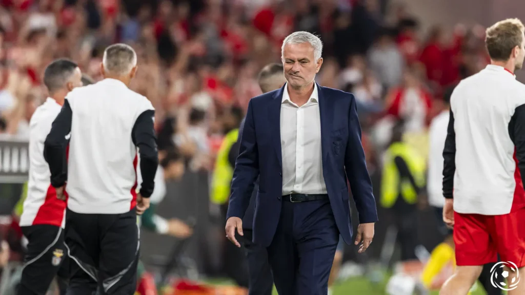 Benfica já está em Trás-os-Montes: José Mourinho deu origem a momento especial